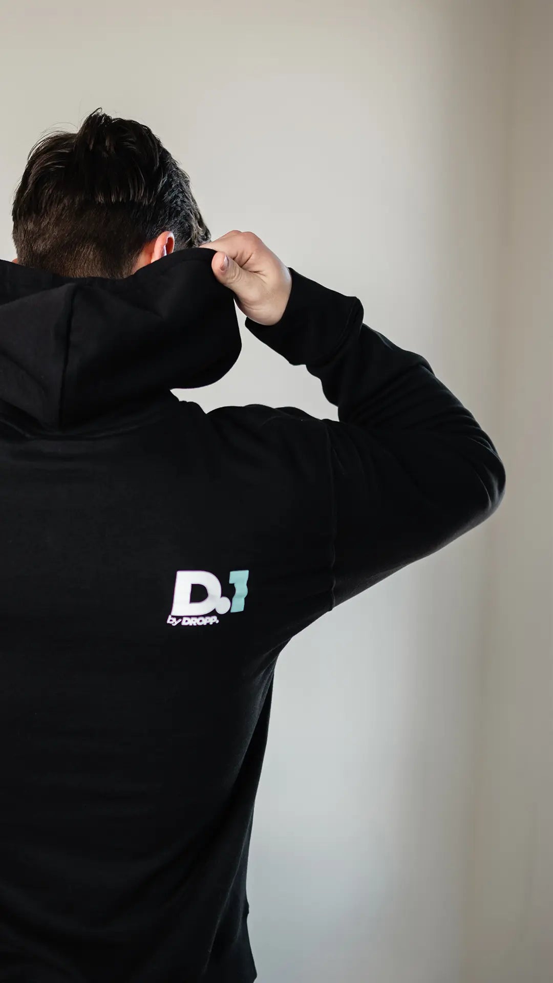 DFCKN1 by DROPP. TIFFANY UNISZEX KAPUCNIS PULÓVER (FEKETE)